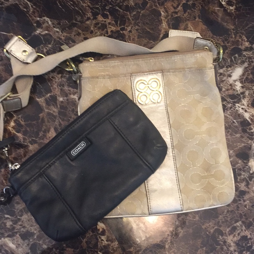 Coach sling purse and wristlet